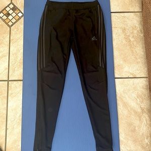 🌚 Adidas Track Pant